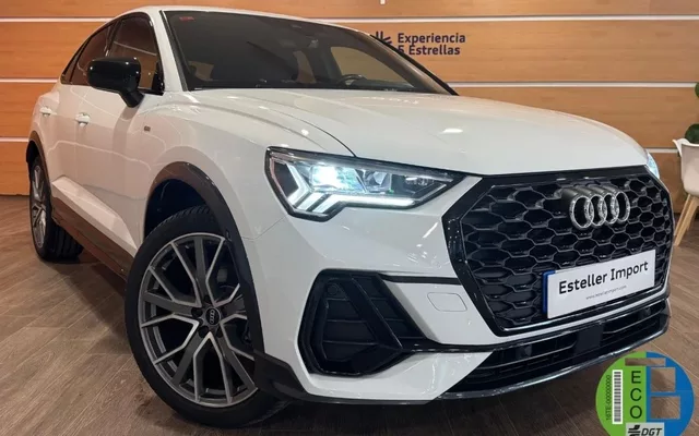 AUDI Q3 Q3 35 TFSI Black line S tronic