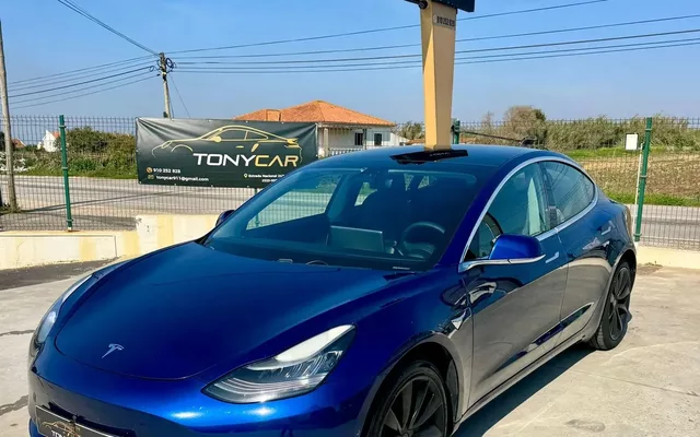 Tesla Model 3 Long Range AWD Dual Motor Performance