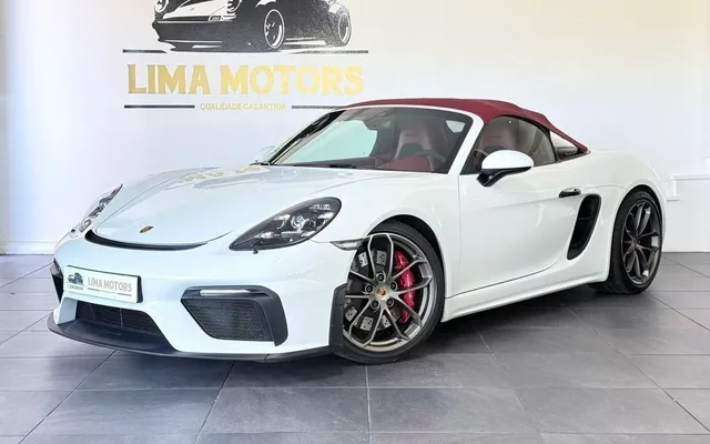 Porsche 718 Spyder Standard