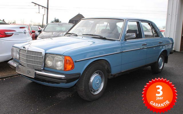 Mercedes-Benz 200 83d Km's in NIEUWSTAAT BOVEN EN ONDER