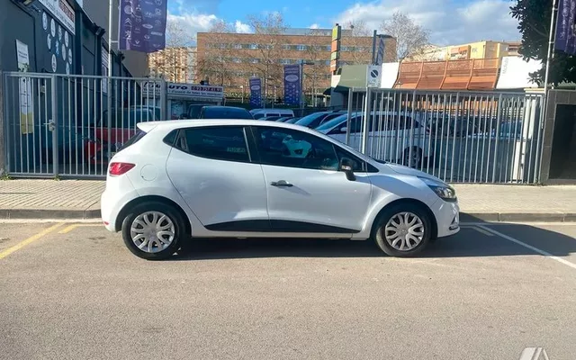 RENAULT Clio Clio 1.2 Life 55kW