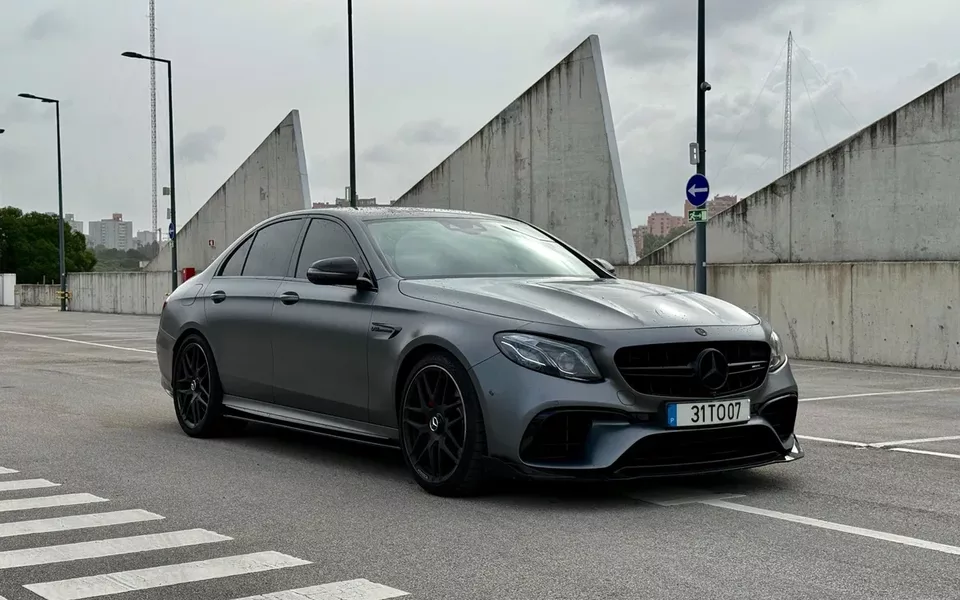 Mercedes-Benz E 63 AMG S 4-Matic+