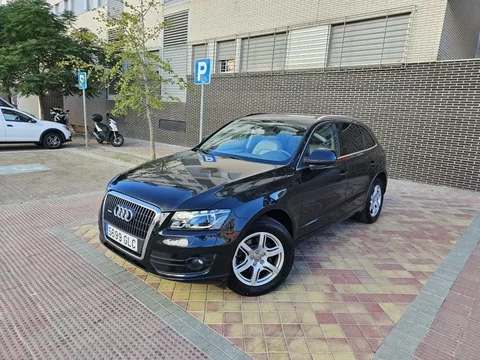 AUDI Q5 Q5 2.0 TFSI quattro S-Tronic 211