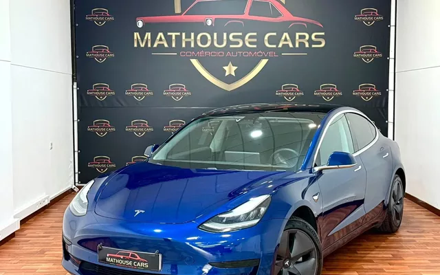 Tesla Model 3 Standard Range Plus RWD