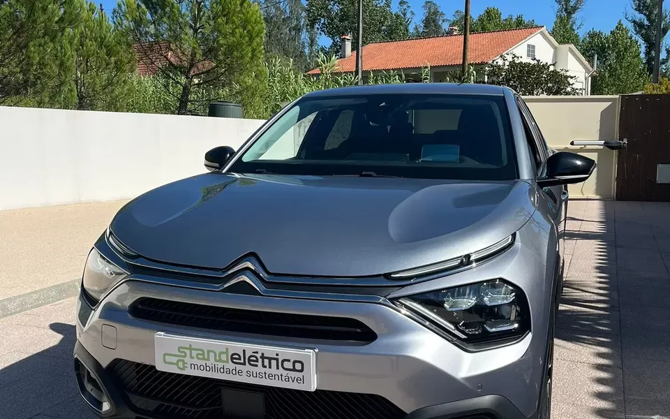 Citroën e-C4 X Shine