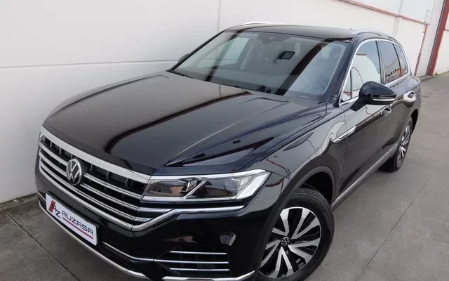 VOLKSWAGEN Touareg Touareg 3.0TDI V6 Premium Tiptronic Elegance 4M 170kW - 37900€ en Zamora