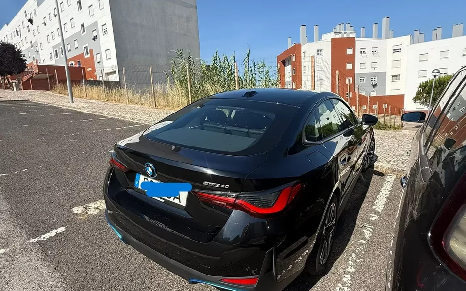 BMW i4 eDrive40