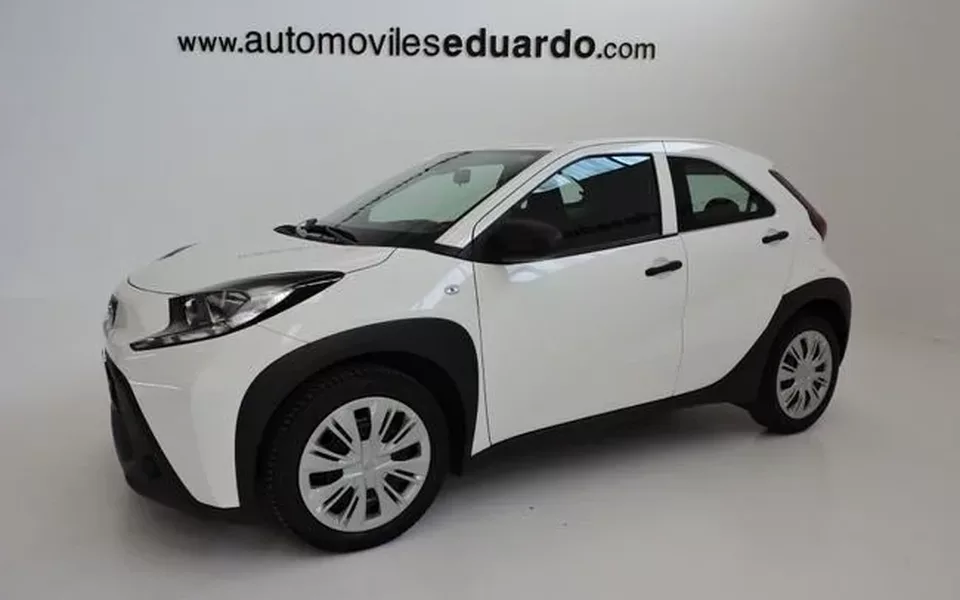 TOYOTA Aygo X Cross Toyota AYGO X 1.0 VVT-i MT 5p