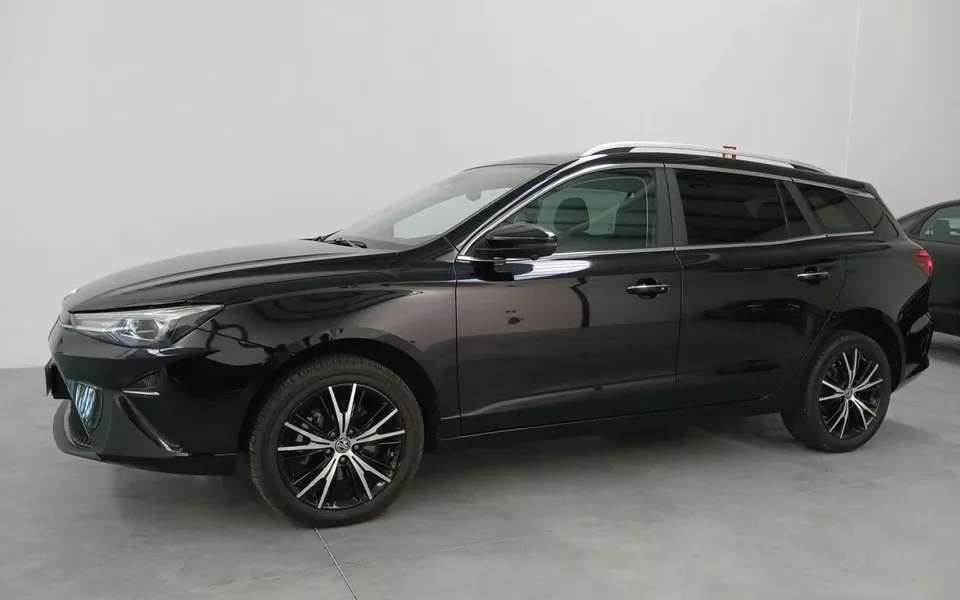 MG MG5 61 kWh Luxury