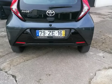 Toyota Aygo 1.0 X-Play Plus MM