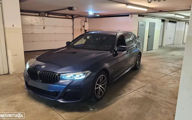 BMW 530 e Pack Desportivo M