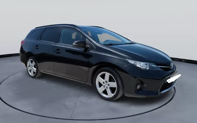 Toyota Auris 1.4 D-4D Comfort+Pack Sport