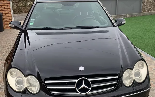 Mercedes-Benz CLK 320