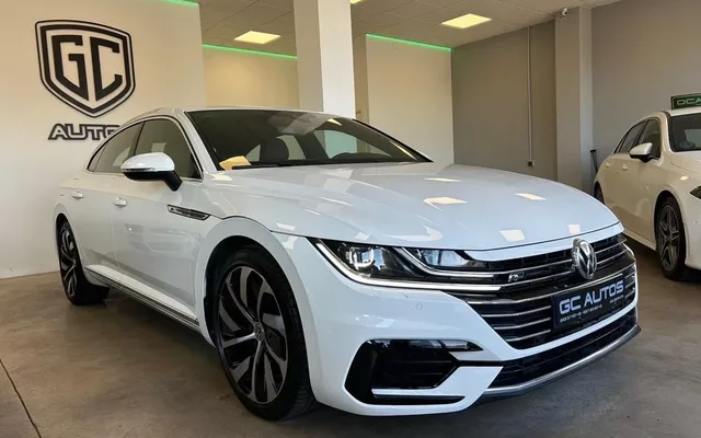 VOLKSWAGEN Arteon Volkswagen R-Line 2.0 TDI 110kW (150CV) - 27890€ en Aldeaseca de la armuÑa,