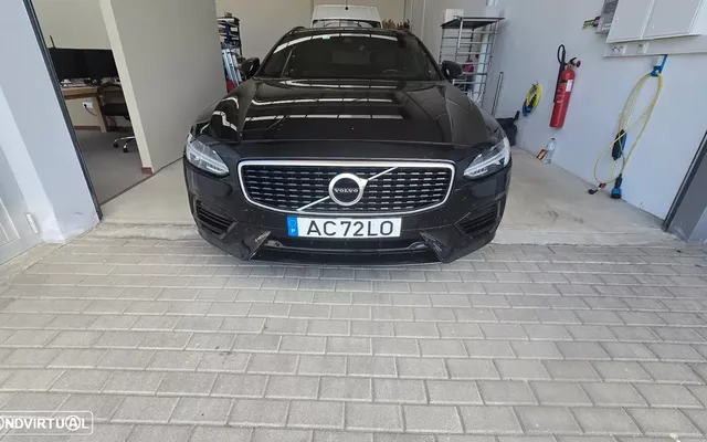 Volvo V90