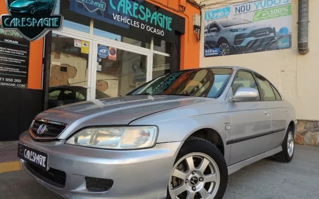 HONDA Accord Accord 1.8i LS VTEC