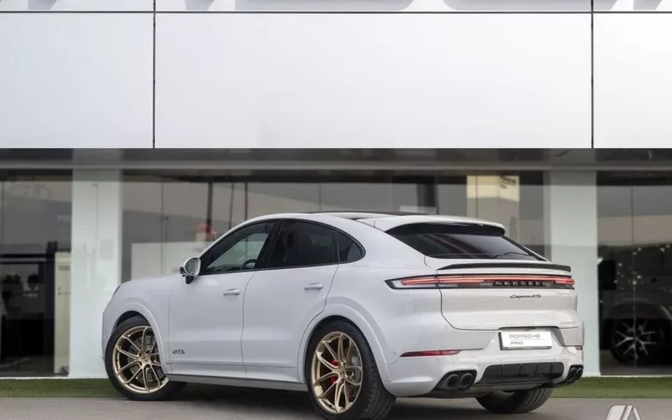 PORSCHE Cayenne Cayenne Coupé GTS Aut.