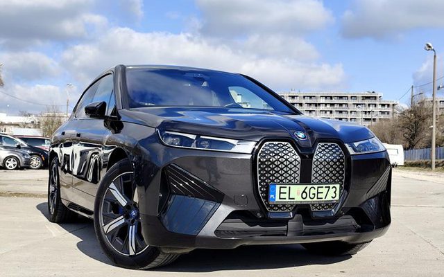 BMW IX 2023
