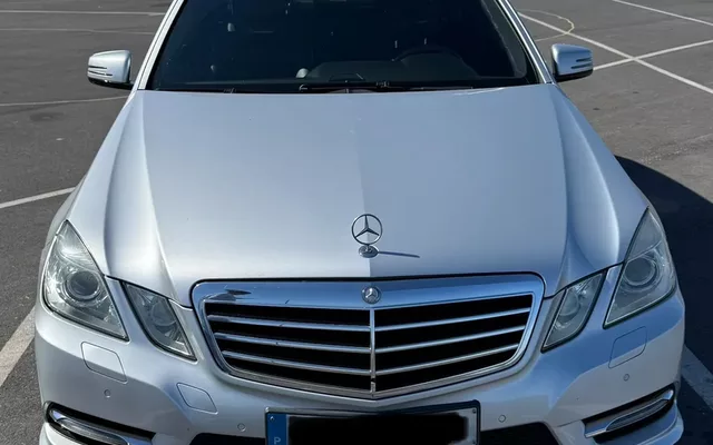 Mercedes-Benz E 300
