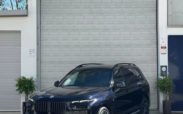BMW X7