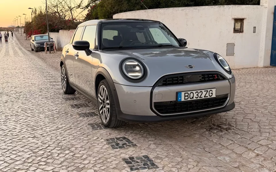 MINI 5 Portas