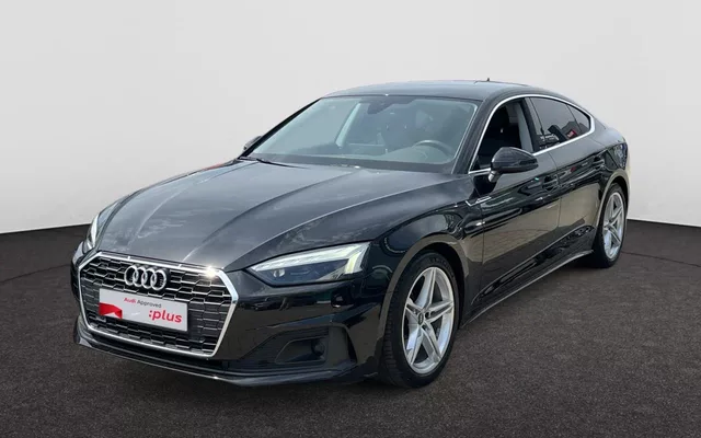 AUDI A5 Sportback AUTOMAAT 150PK CARPLAY GPS CAMERA SENSOREN ACC LANE ASSIST