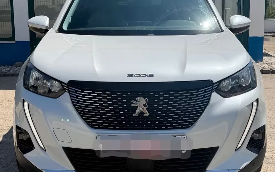 Peugeot 2008 1.2 PureTech Allure Pack