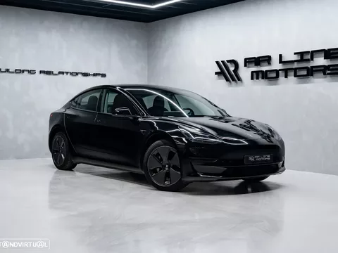Tesla Model 3 Standard Range Plus RWD