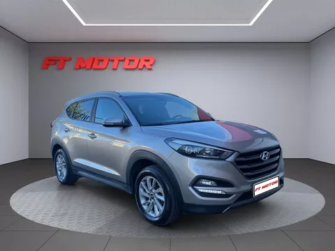 Vendido: HYUNDAI Tucson 1.7 CRDi 115cv BlueDrive Klass 4x2 - 10999€ en Arganda del rey