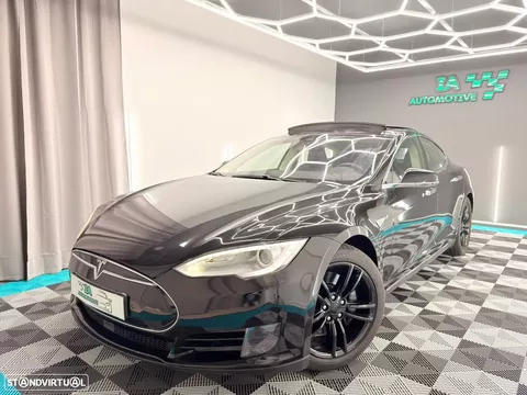 Tesla Model S 70