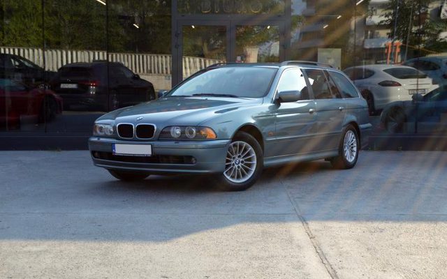 BMW SERIA 5 2003