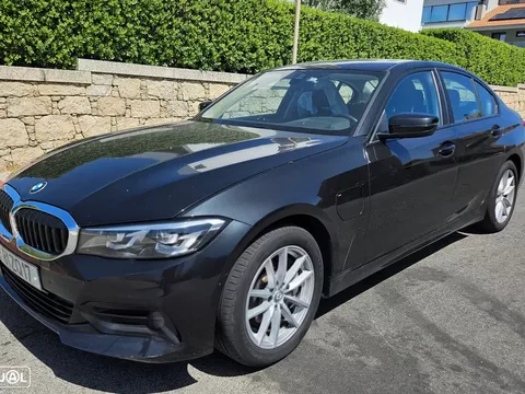 BMW 330 e Auto