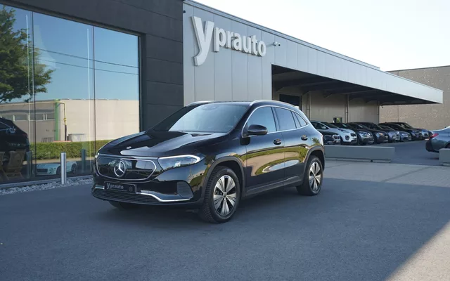 Mercedes EQA 250 Halfleder verwarmde sportzetels Camera Sfeer Apple carplay & Android Elektrische koffer Privacy Glas Lederen Dashboard deuren