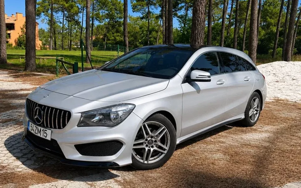 Mercedes-Benz CLA 200