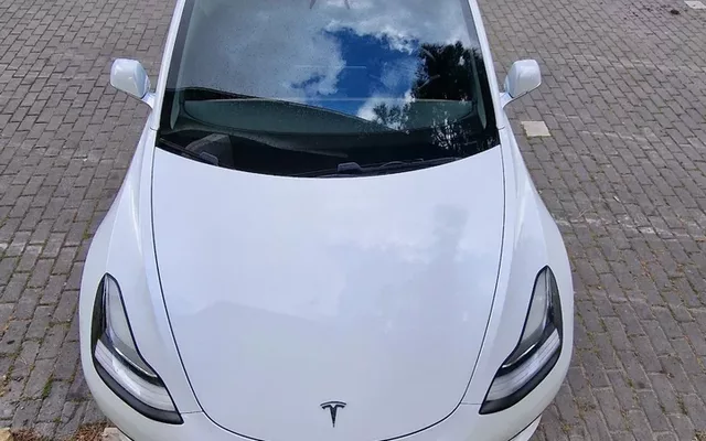 Tesla Model 3 Standard Range Plus RWD