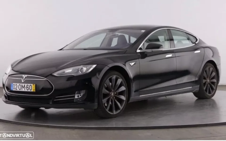 Tesla Model S 85