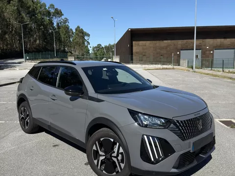 Peugeot 2008 1.2 PureTech Allure Pack