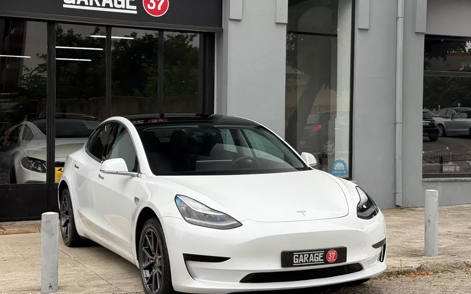 Tesla Model 3 Standard RWD Plus