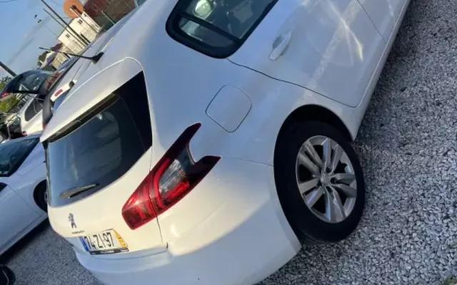 Peugeot 308 2019 1.5 BlueHDi Active Pack