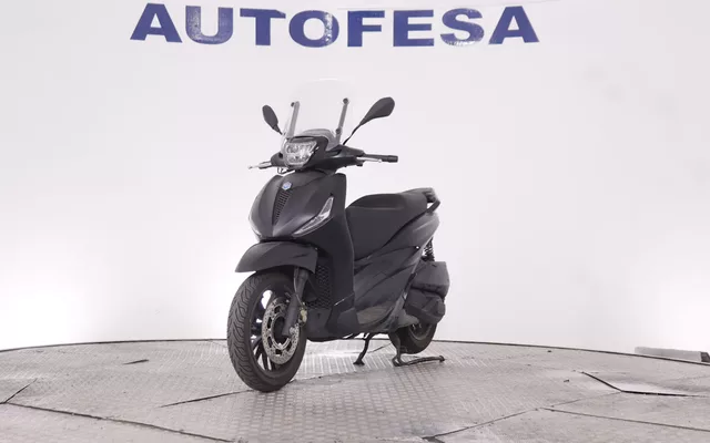 Piaggio Beverly 300 BEVERLY 300 HPE 26CV ABS