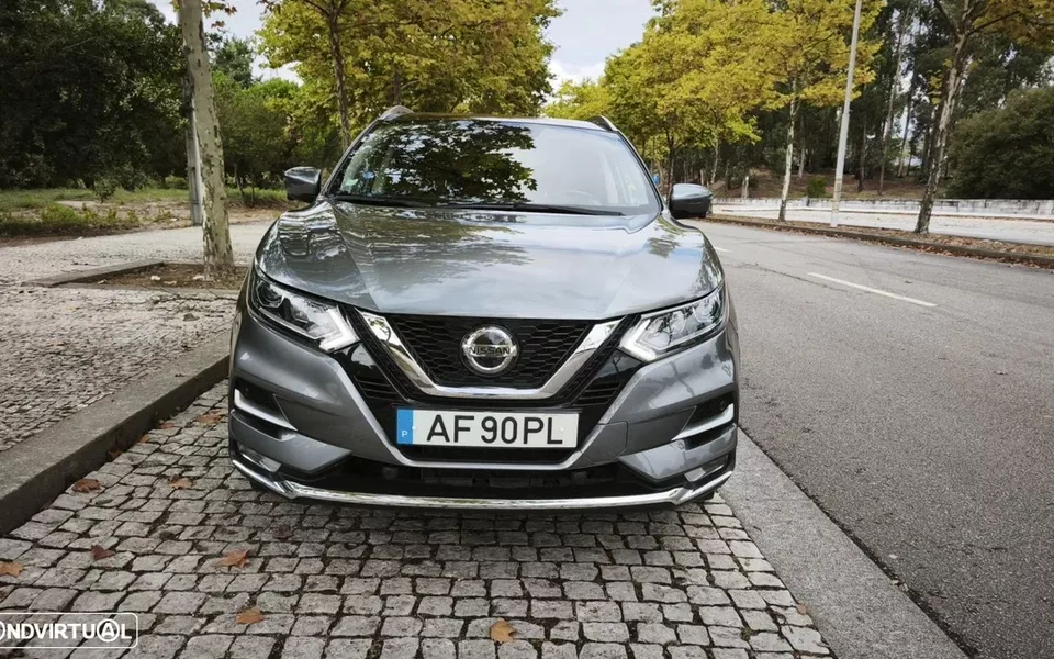 Nissan Qashqai 1.3 DIG-T N-Connecta J18 Led