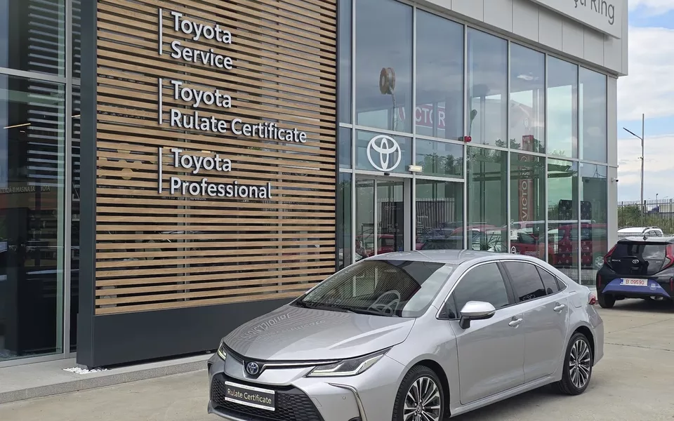 TOYOTA COROLLA HYBRID 1.8 – DYNAMIC