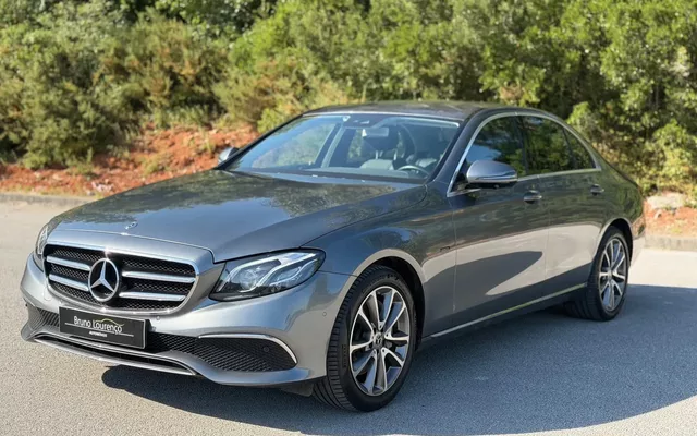 Mercedes-Benz E 300 e Avantgarde