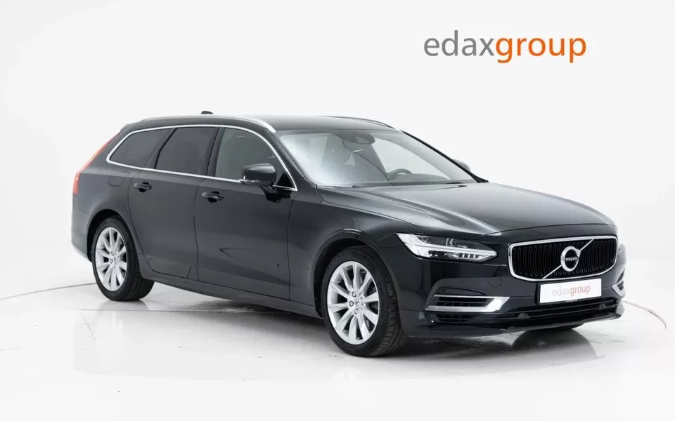 Volvo V90 2.0 T8 Momentum AWD Geartronic
