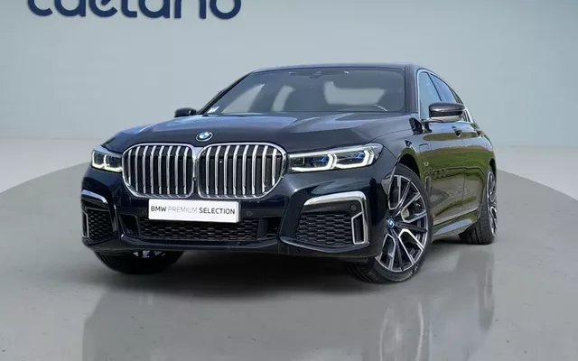 BMW 745 e iPerformance Pack M Auto
