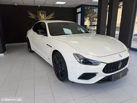 Maserati Ghibli GT Hybrid