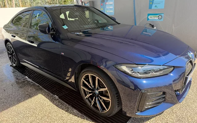 BMW i4