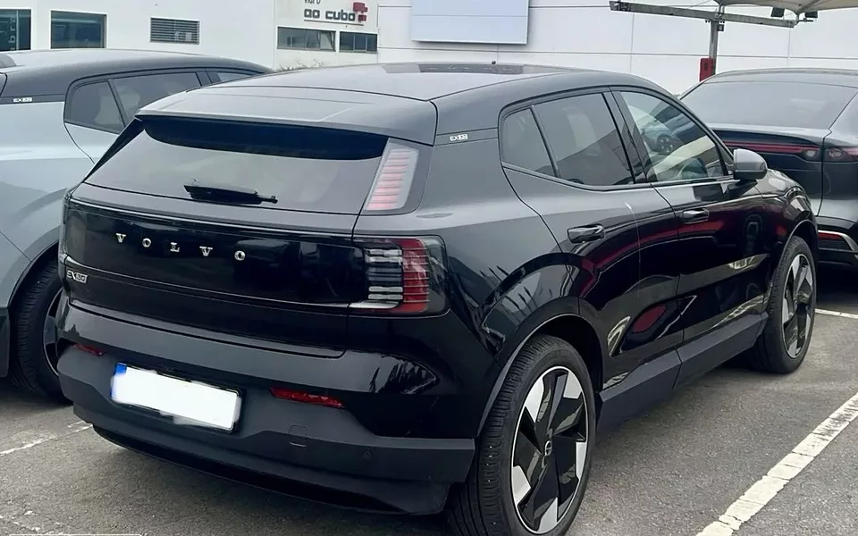Volvo EX30