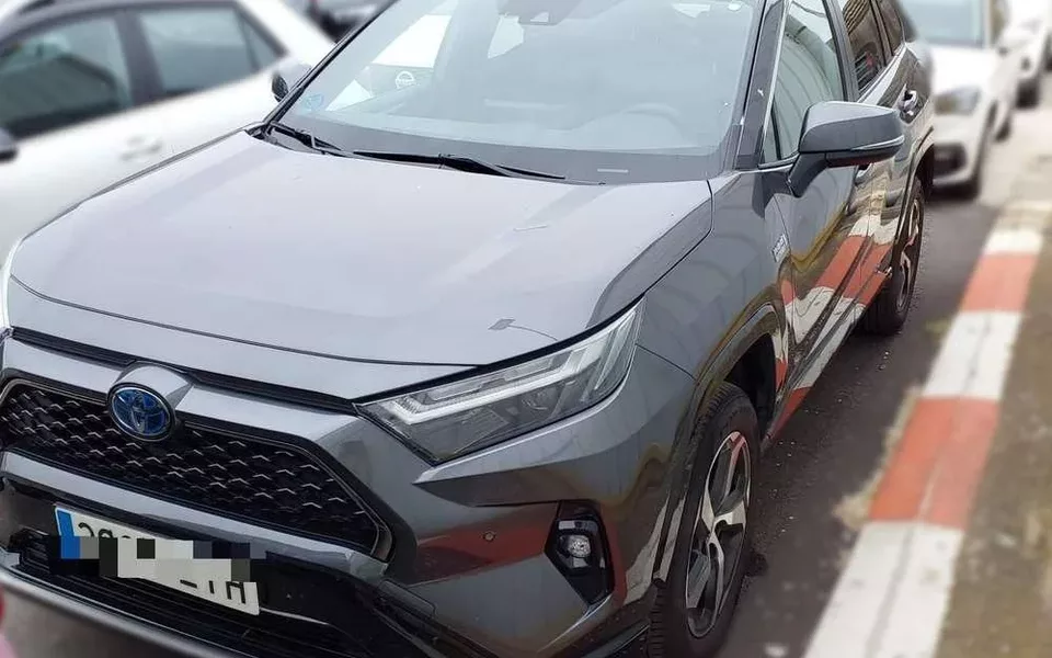 TOYOTA RAV-4 2.5l PLUG-IN 300PH (e-CVT) Advance