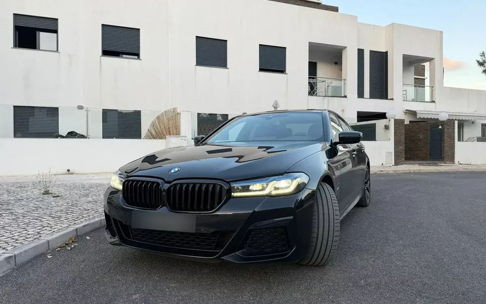 BMW 545 e xDrive Pack M